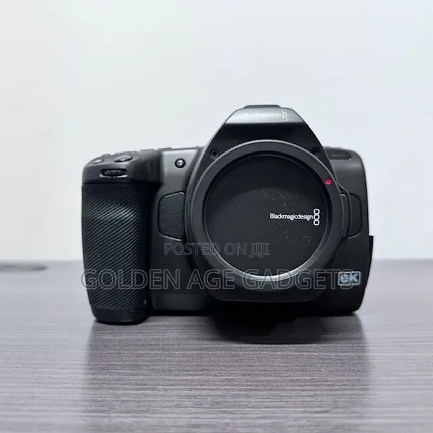 Blackmagic Pocket Cinema Camera 6K - 1