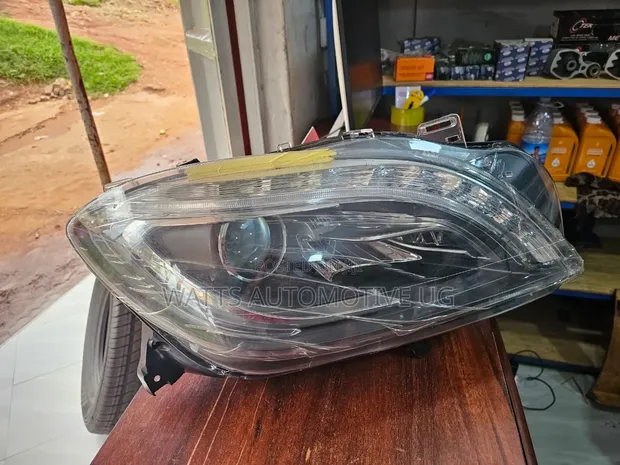 Mercedes-Benz W166 ML Headlights (2013-2015) - 1