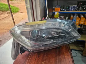 Mercedes-Benz W166 ML Headlights (2013-2015)