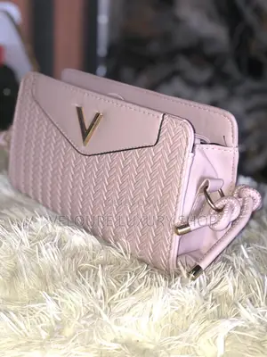 Brand New V Handbag - Pink