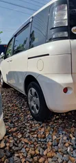 Toyota Sienta 1.5 AWD 2012 White - 5