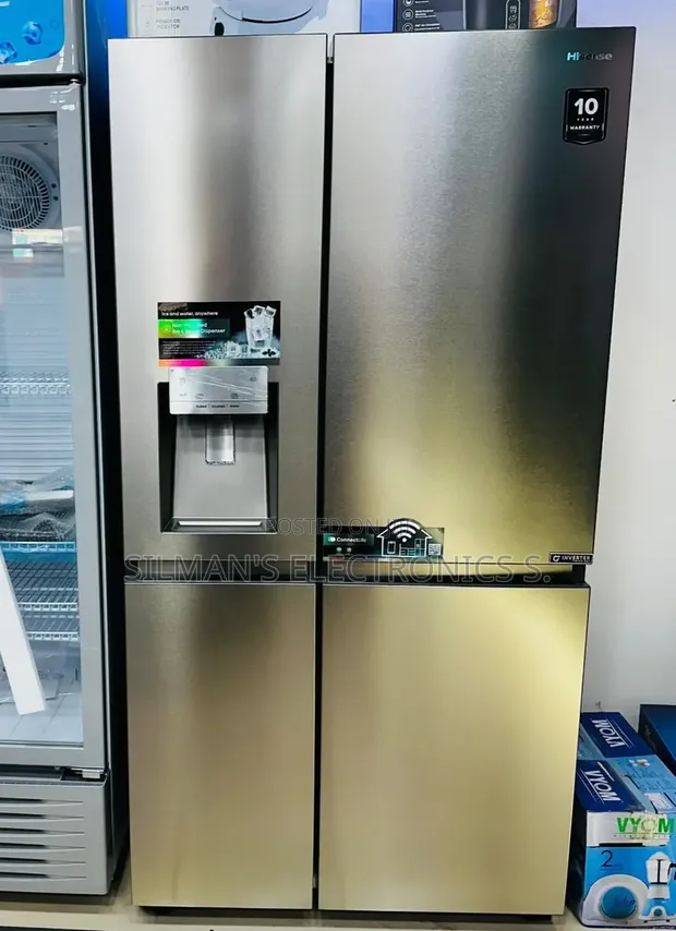 Hisense 720L Fridge with Ice Dispenser - 1