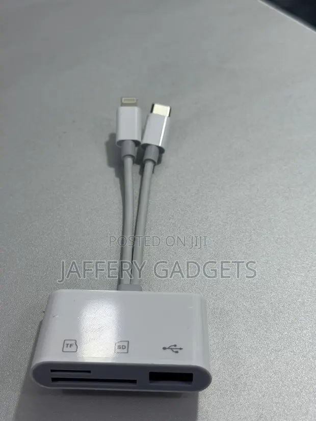 iPhone Flash & Card Reader (Lightning + USB-C) - 1