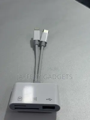 iPhone Flash & Card Reader (Lightning + USB-C)