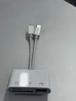iPhone Flash & Card Reader (Lightning + USB-C) - 1