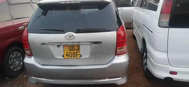 Toyota Wish 2008 Silver - 1