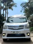 Toyota Noah 2011 White - 1