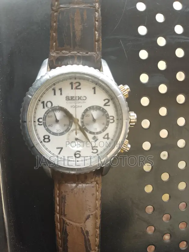 Seiko Chronograph 100m Watch - 1