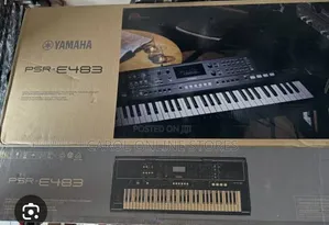 Yamaha PSR-E483 61-Key Digital Keyboard