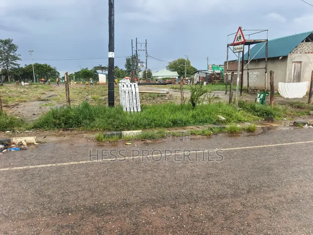 Commercial Land for Sale in Kyenjojo Town - 1
