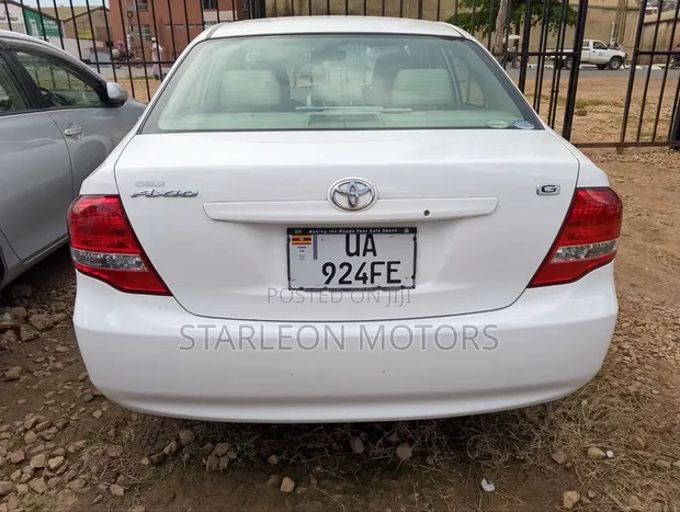 Toyota Axio 1.5 G 2WD 2011 White - 1