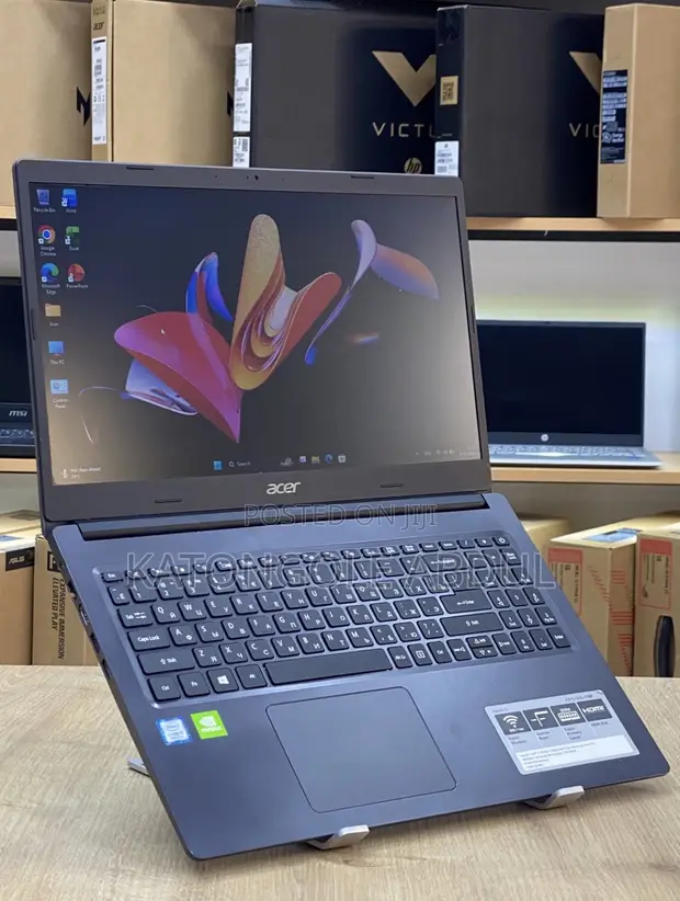 New Acer Aspire 3 Laptop: Intel Core i7, 8GB RAM, 512GB SSD - 1
