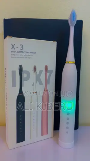Oral-B Electric Toothbrush with 4 Heads