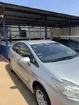 Toyota Prius 2010 Silver - 1