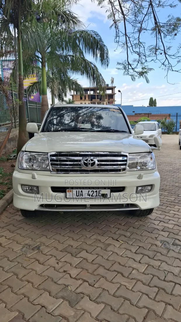 Toyota Land Cruiser VX 2001 - 1