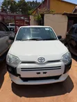 Toyota Probox 1.5 DX 2WD 2017 White - 1