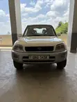 Toyota RAV4 1999 Beige - 4