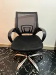 Ergonomic Mesh-Back Office Desk Chair - 3