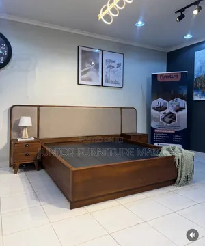 Modern Hardwood Bed with Side Drawers (6x6)