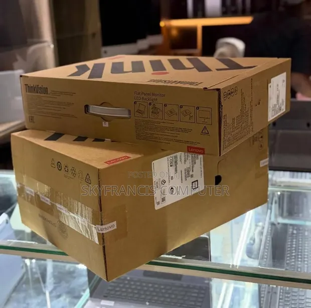 New Lenovo ThinkCentre Neo 50T Desktop - Intel Core i7, 8GB RAM, 256GB SSD - 1