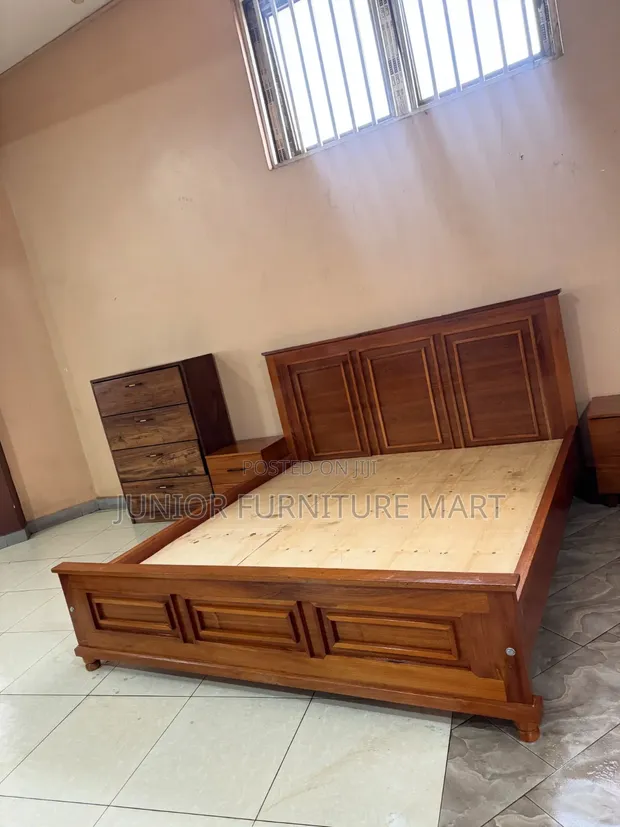 Mugavu Wood Bed - 6x6 - 1