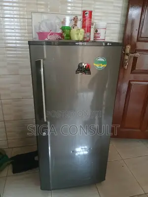 LG Refrigerator for Sale in Kirinya