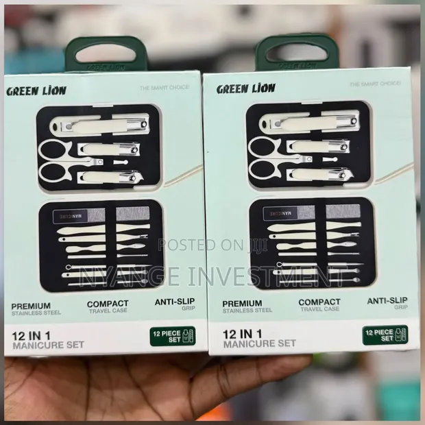 Green Lion 12-in-1 Manicure Set - 1