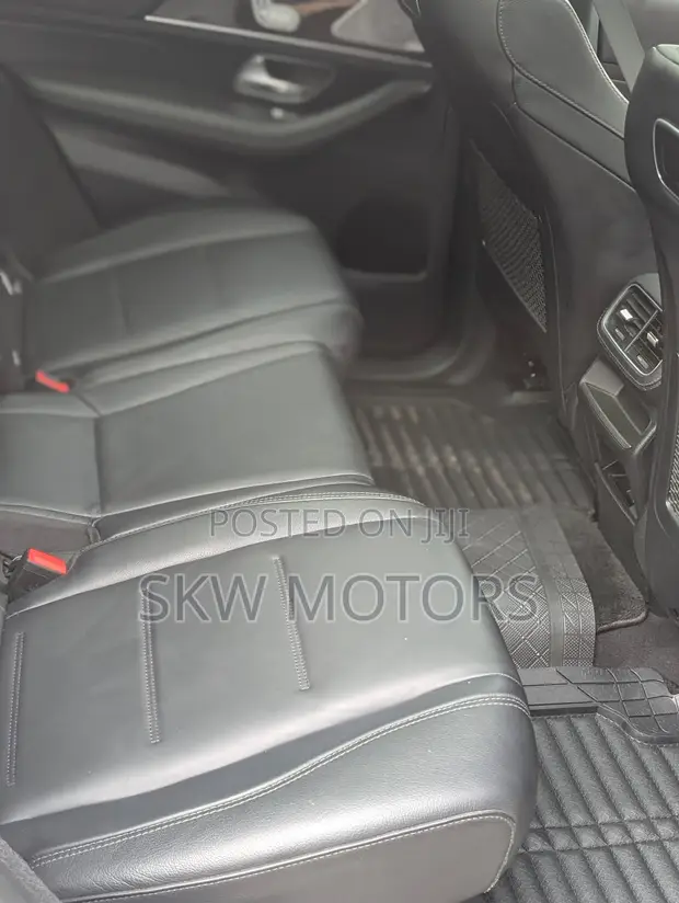 Mercedes-Benz GLE-Class 2020 White - 1