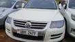 Volkswagen Touareg 2009 White - 3