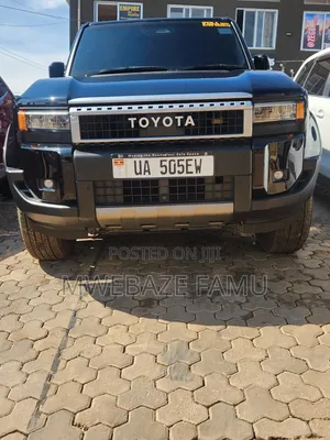 Toyota Land Cruiser Prado 250 Series 2024 Black