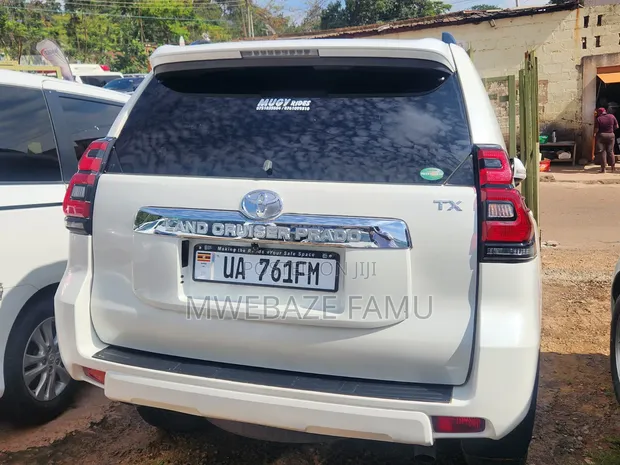 Toyota Land Cruiser Prado 2018 - 1