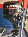Suzuki 25hp Boat Engine - 2