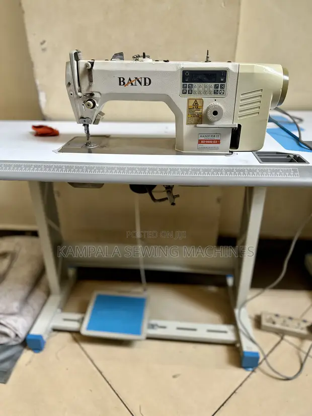 Band Straight Sewing Machine - Well Serviced - 1