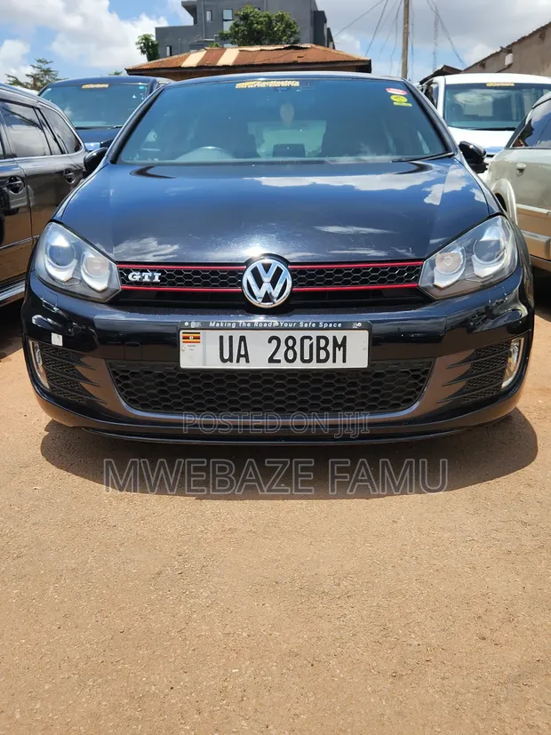 Volkswagen Golf GTI 2010 Black - 1