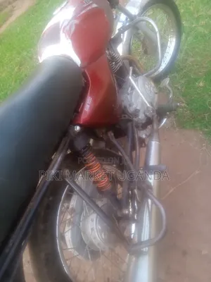 Bajaj Boxer 2014 Red