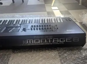 Yamaha Montage 8 Professional Keyboard