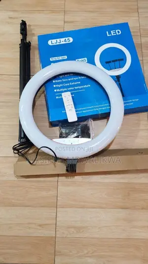 18" Ring Light with Adjustable Stand