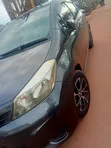 Toyota Vitz 1.3 AWD 2012 Maroon - 3