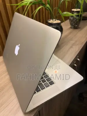 Apple MacBook Pro 2015 13" 8GB RAM 128GB SSD