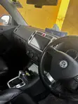 Volkswagen Tiguan 2010 White - 5