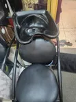 Saloon Chair and Sink - 1