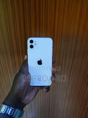 Apple iPhone 11 128GB White