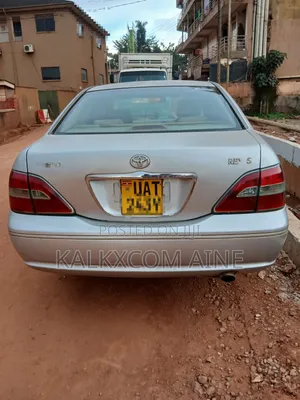 Toyota Brevis 2002 Silver