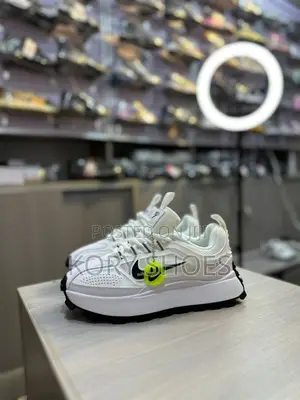 Nike Bailleli Black White Sneakers