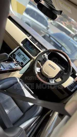 Land Rover Range Rover Vogue 2018 Black