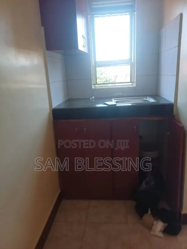 5-Bedroom Duplex for Sale in Munyonyo - 1