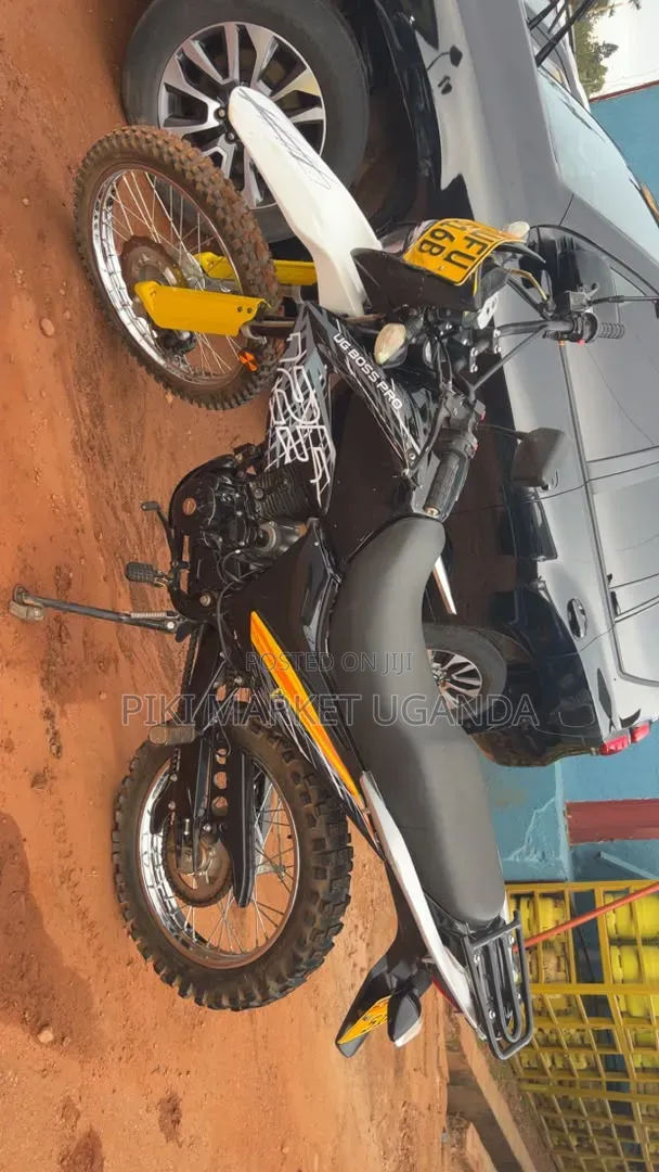 Honda XL 125 Motorcycle 2025 Black - 1