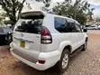 Toyota Land Cruiser Prado 2007 White - 4