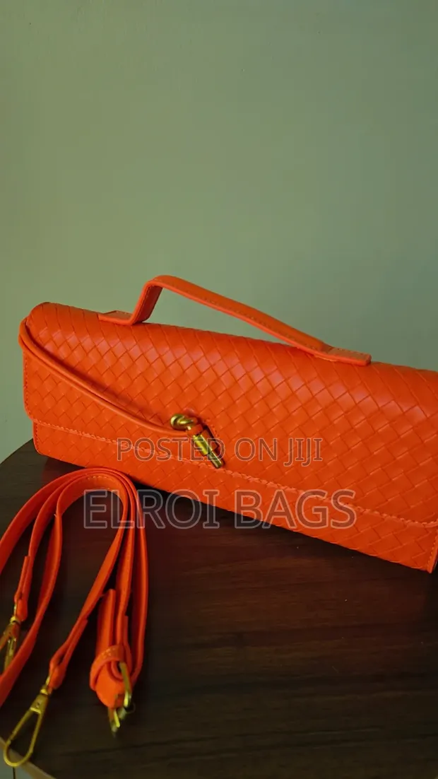 Bottega Veneta Fushuon Envelope Clutch - 1