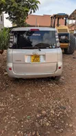 Toyota Sienta 2007 Silver - 2